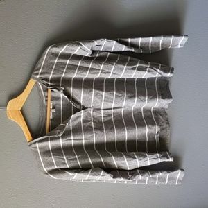 Cropped striped tee shirt